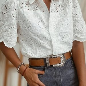 Blusa Dania Camisa bordada floral con cuello clasico