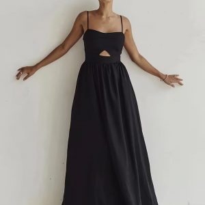 Vestido largo negro con tirantes y abertura Mia
